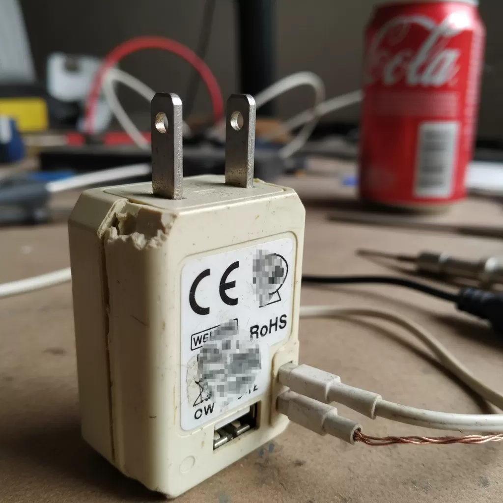 Các dấu hiệu nhận biết adapter kém chất lượng qua ngoại quan